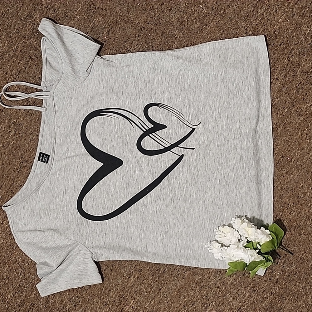 Size Medium Top